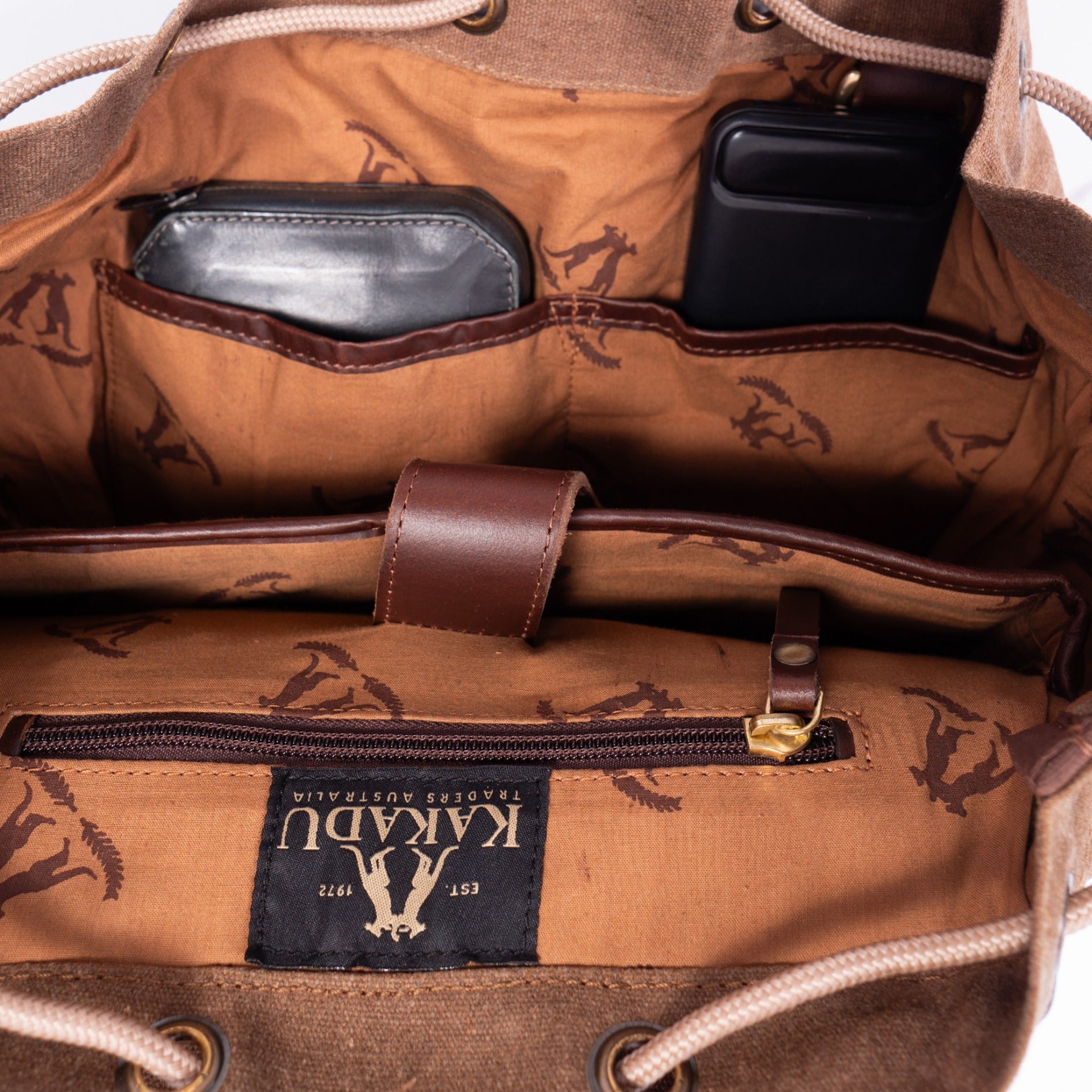 canvas and leather backpack kakadu Outback Rucksack